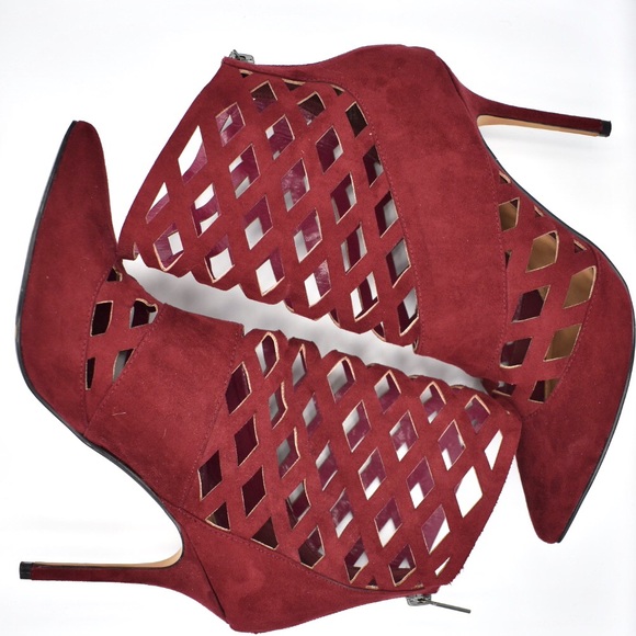 Express Shoes - Express Suede Ankle Boots Size 9
